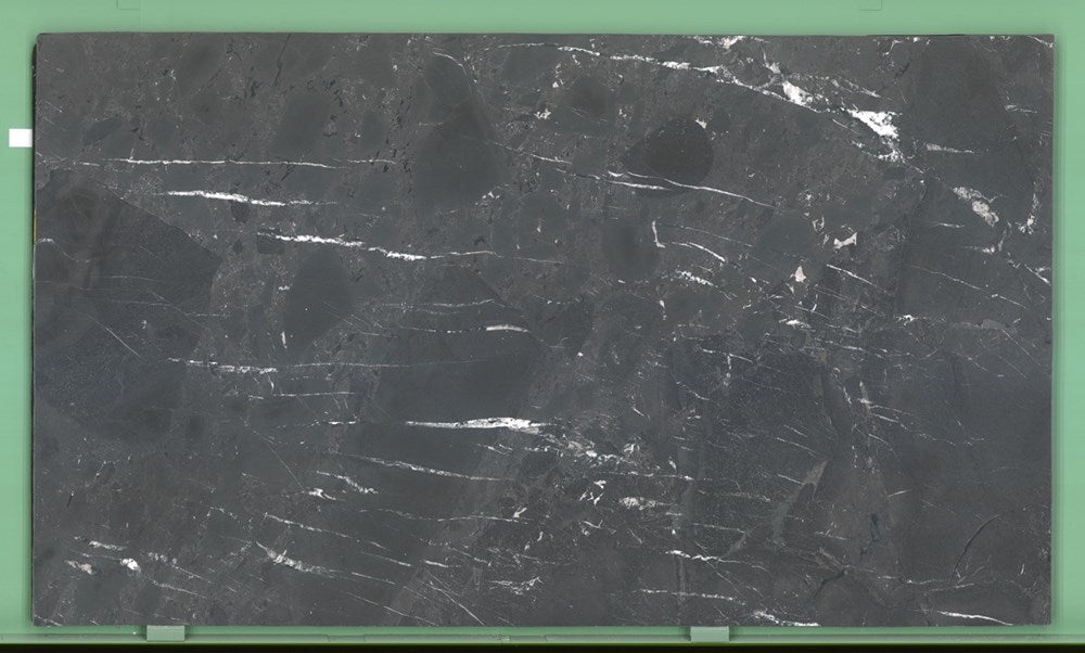 Negresco 20mm leathered quartzite