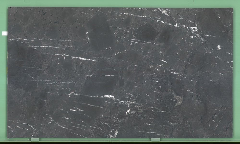 Negresco 20mm leathered quartzite
