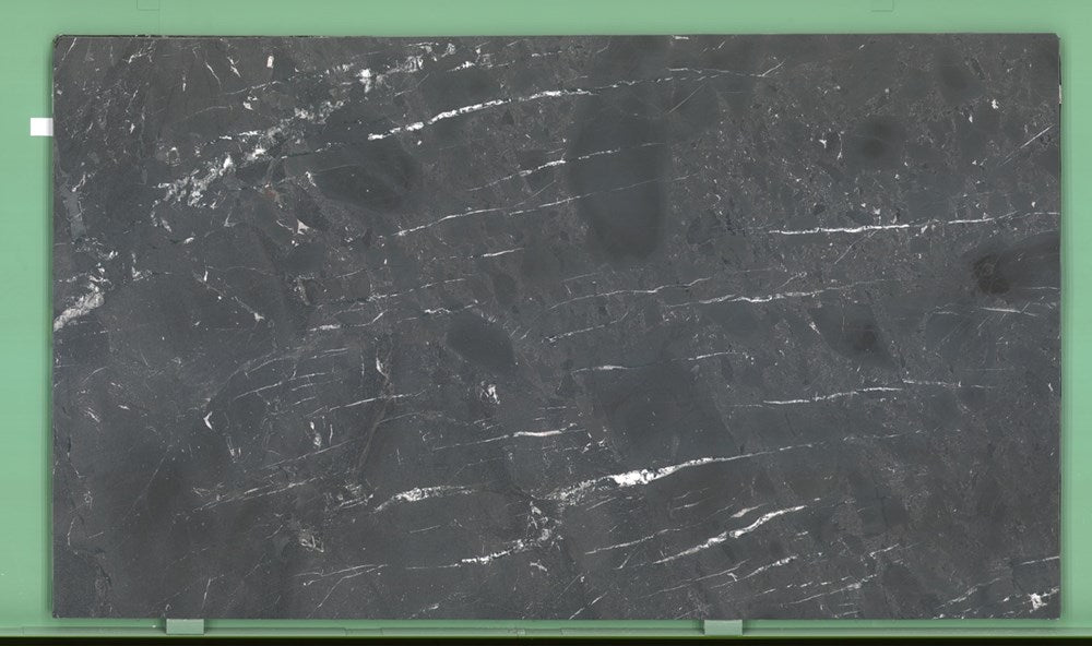 Negresco 20mm leathered quartzite