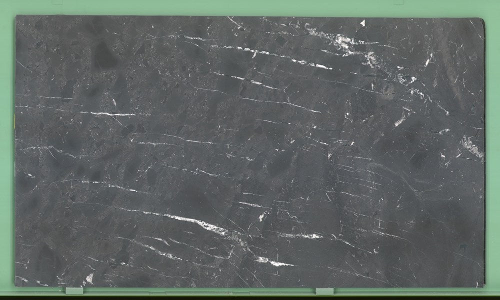 Negresco 20mm leathered quartzite