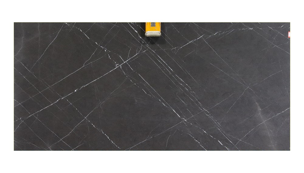 Pietra Grey 20mm honed limestone